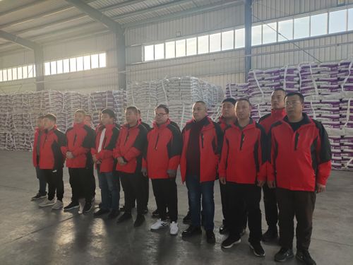 �I(y��ng)�N(xi��o)��Ӣ���^��Ʒ��(k��)�˽�a(ch��n)Ʒ�Y(ji��)��(g��u)